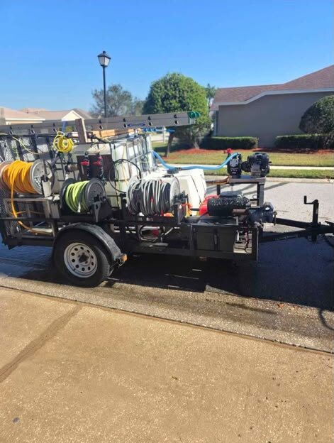 Llegamos con todo el equipo — Joel Pressure Washing